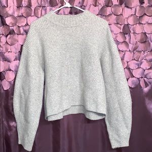 H&M gray sweater